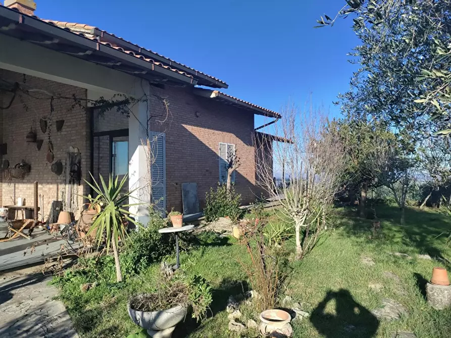 Immagine 80 di Villa in vendita  a Montaione