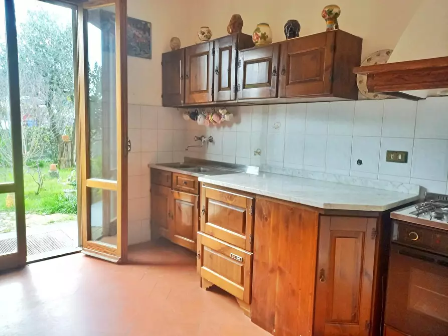 Immagine 13 di Villa in vendita  a Montaione