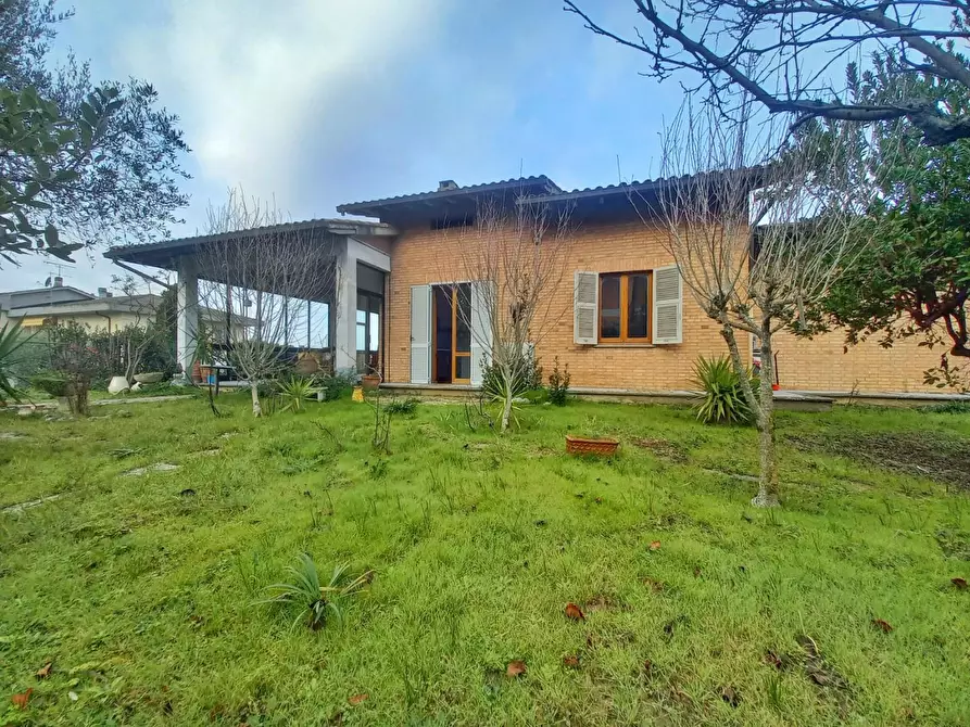 Immagine 79 di Villa in vendita  a Montaione
