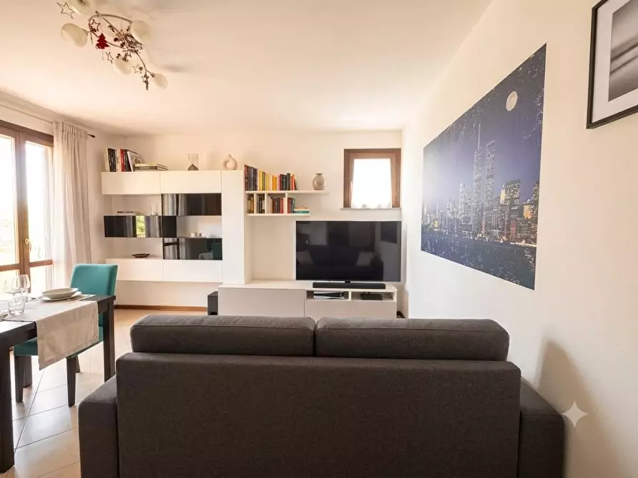 Immagine 2 di Appartamento in vendita  a Pontedera