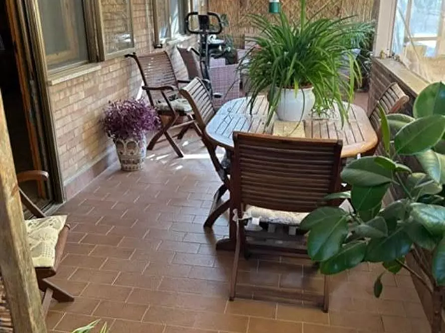 Immagine 4 di Appartamento in vendita  a Siena