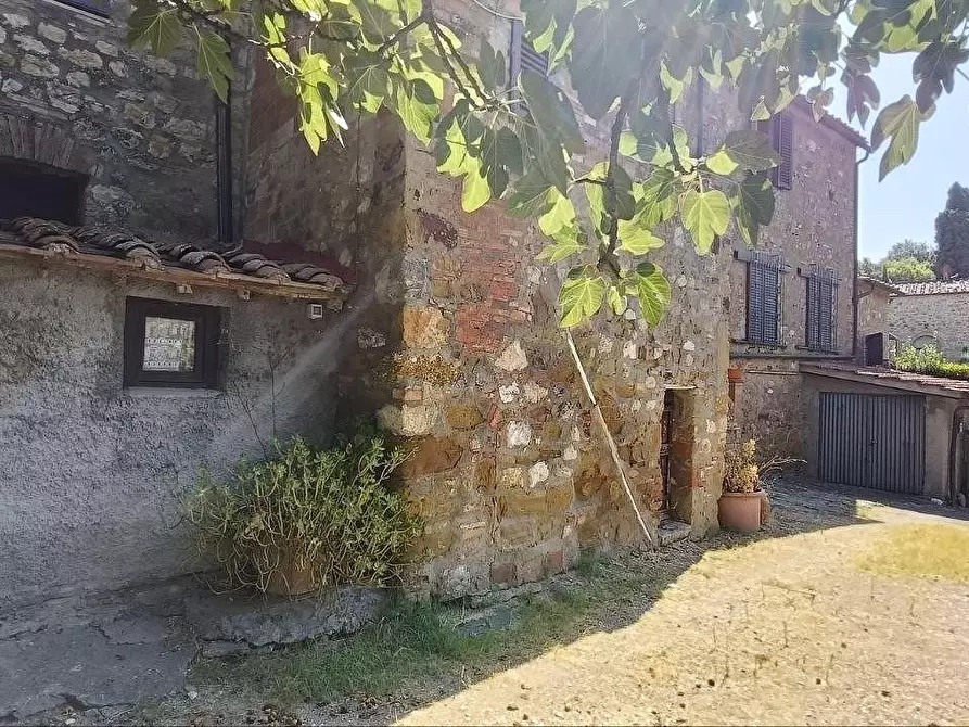 Immagine 6 di Terratetto in vendita  a Casole D'elsa