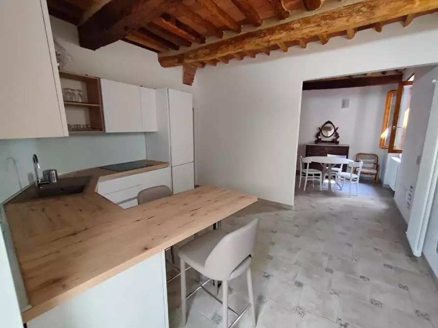 Immagine 1 di Appartamento in affitto  a Peccioli