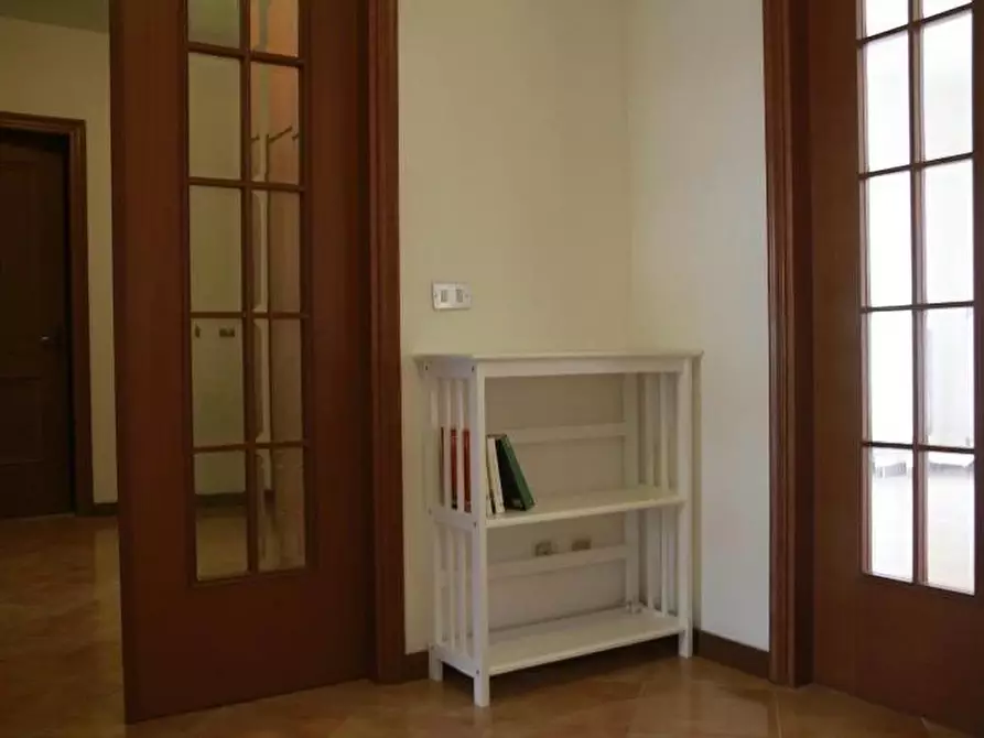 Immagine 4 di Appartamento in affitto  a Pisa