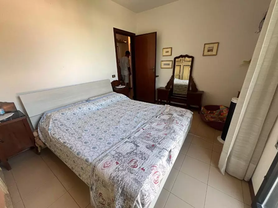 Immagine 15 di Appartamento in vendita  a Viareggio