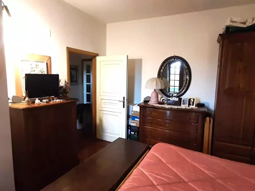 Immagine 37 di Villa in vendita  a Castellina Marittima