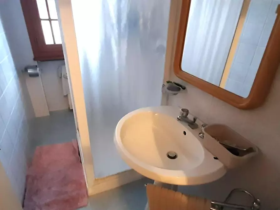 Immagine 59 di Villa in vendita  a Castellina Marittima