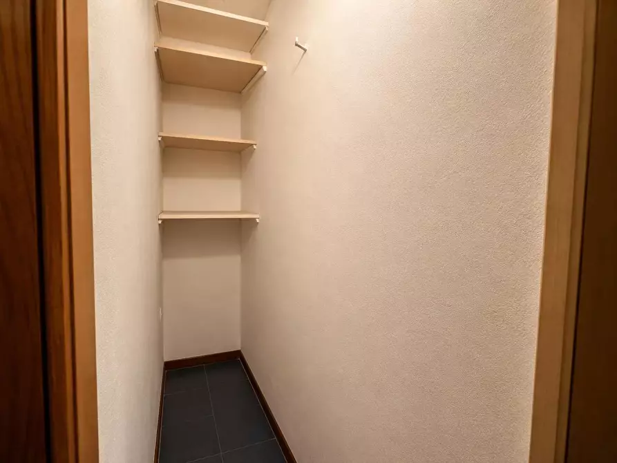 Immagine 22 di Appartamento in vendita  a Siena