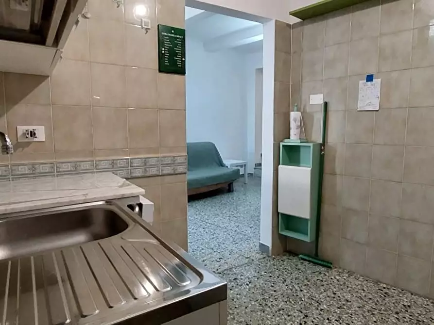 Immagine 5 di Appartamento in vendita  a Massa