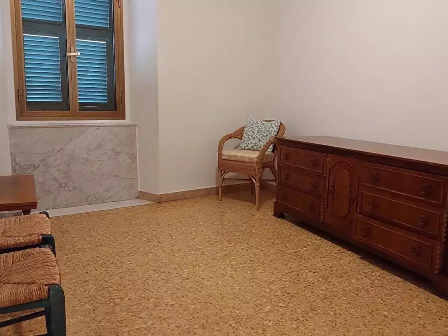 Immagine 10 di Appartamento in vendita  a Massa
