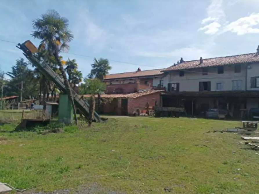 Immagine 4 di Porzione di casa in vendita  a Albiano D'ivrea