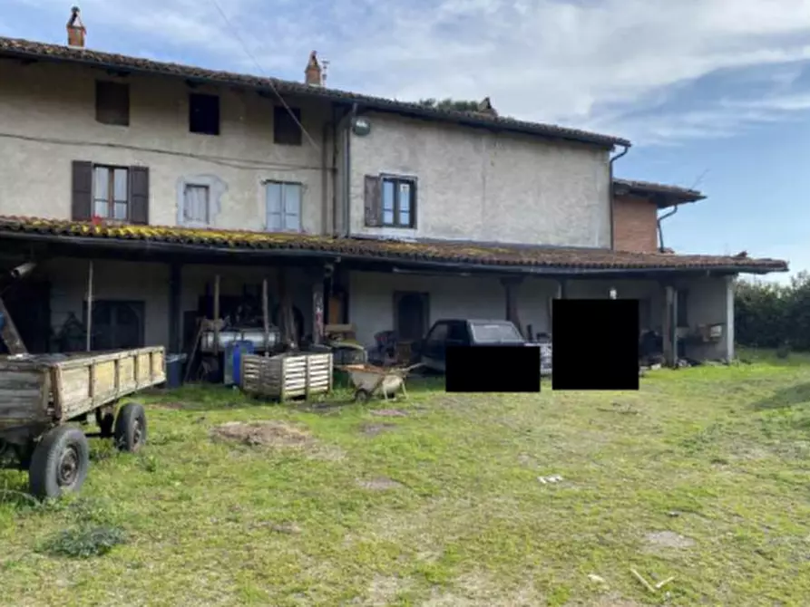 Immagine 10 di Porzione di casa in vendita  a Albiano D'ivrea