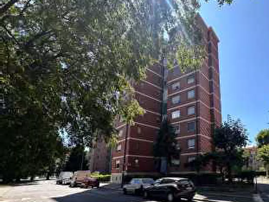 Immagine 2 di Appartamento in vendita  a Torino