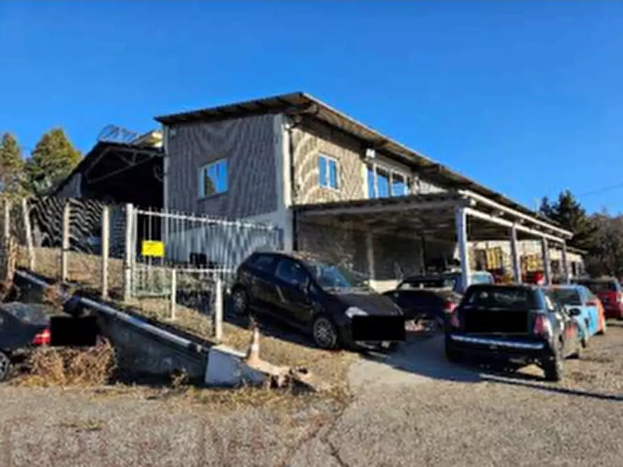 Immagine 2 di Capannone industriale in vendita  a Sciolze