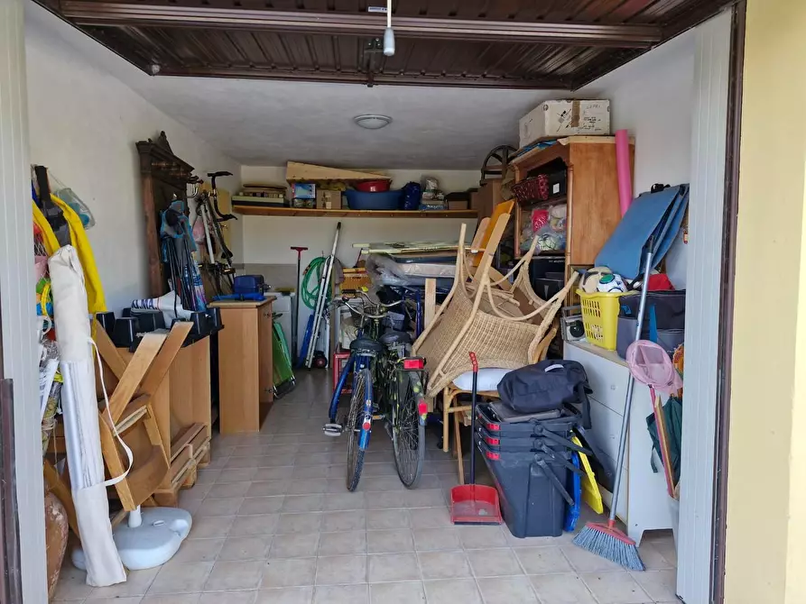 Immagine 13 di Appartamento in vendita  a Campiglia Marittima
