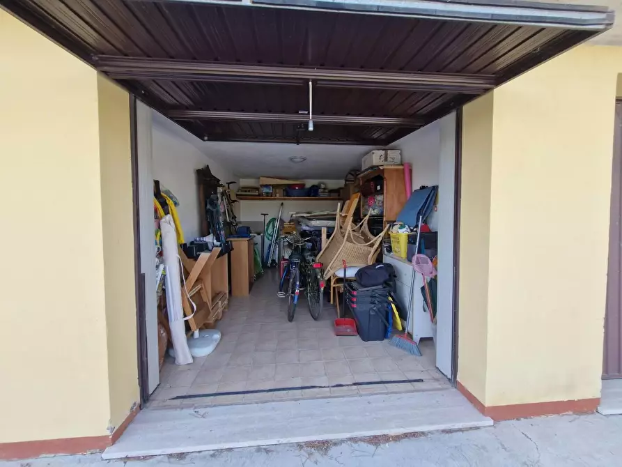 Immagine 14 di Appartamento in vendita  a Campiglia Marittima