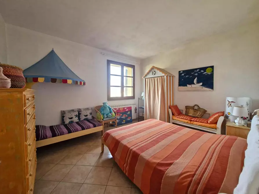 Immagine 11 di Appartamento in vendita  a Campiglia Marittima