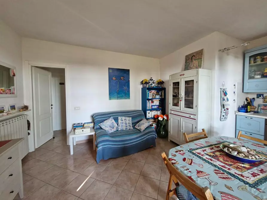 Immagine 6 di Appartamento in vendita  a Campiglia Marittima