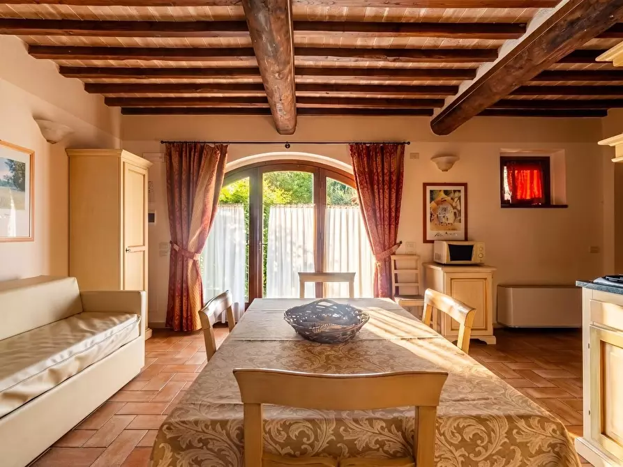 Immagine 22 di Casa colonica in vendita  a Casole D'elsa