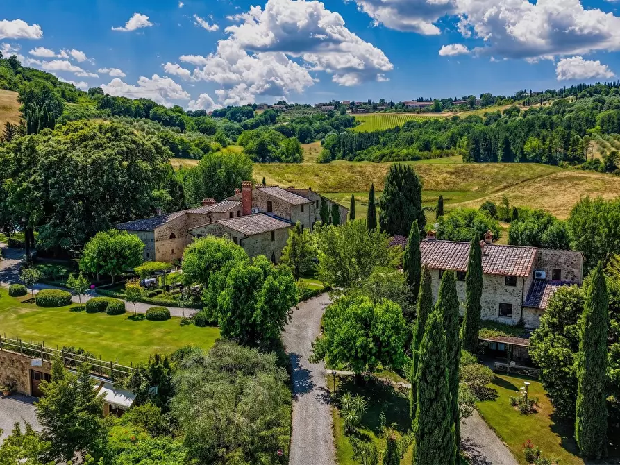 Immagine 5 di Casa colonica in vendita  a Casole D'elsa