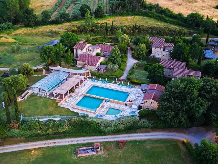 Immagine 81 di Casa colonica in vendita  a Casole D'elsa
