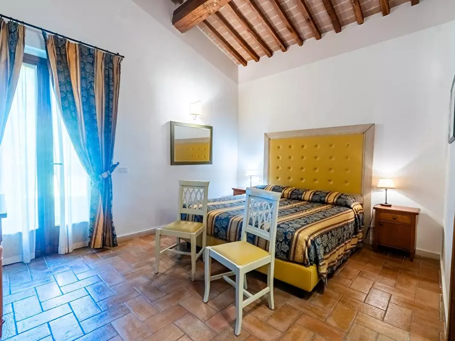 Immagine 44 di Casa colonica in vendita  a Casole D'elsa