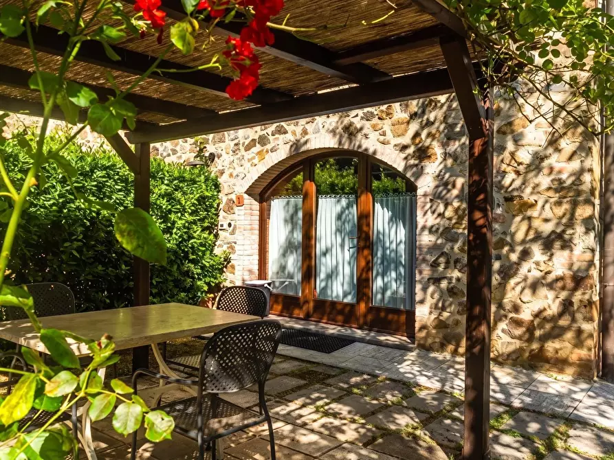 Immagine 30 di Casa colonica in vendita  a Casole D'elsa