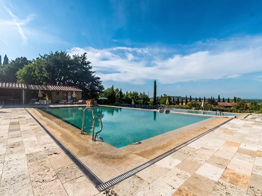 Immagine 45 di Casa colonica in vendita  a Casole D'elsa