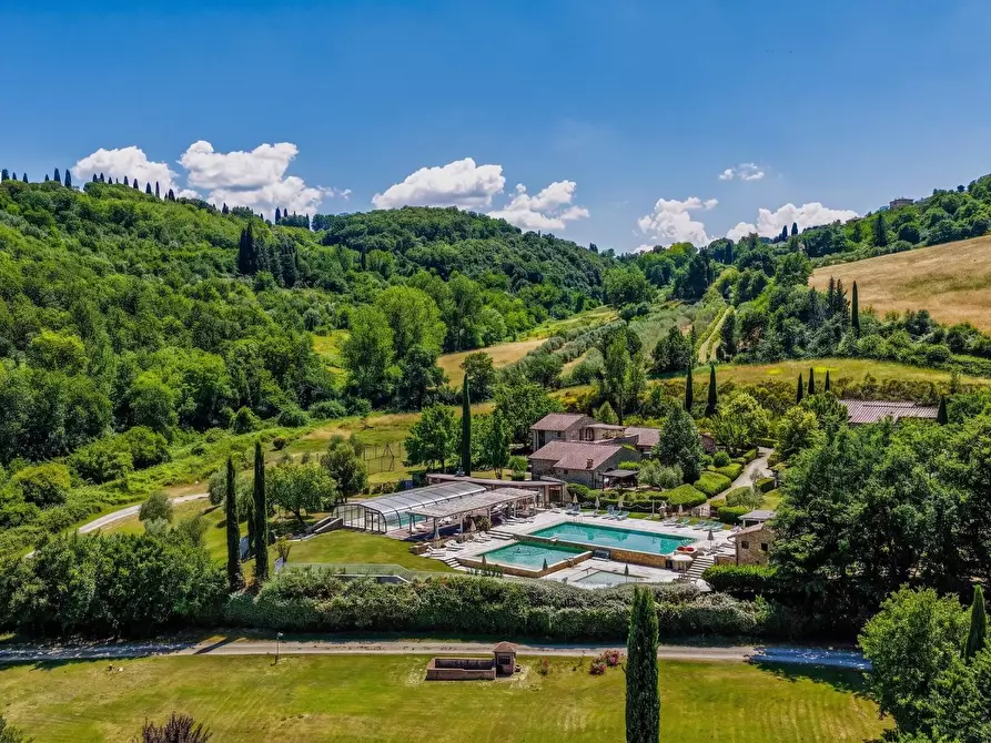 Immagine 3 di Casa colonica in vendita  a Casole D'elsa