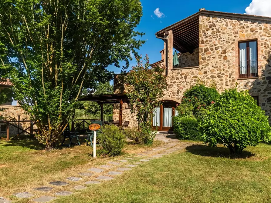 Immagine 29 di Casa colonica in vendita  a Casole D'elsa