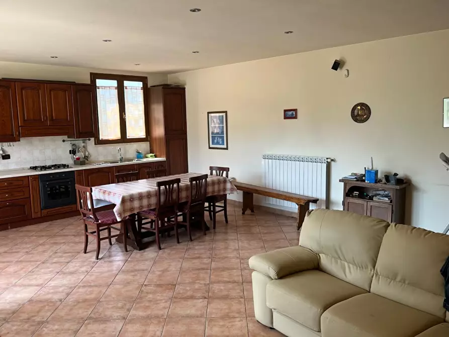 Immagine 7 di Casa semindipendente in vendita  a Palaia