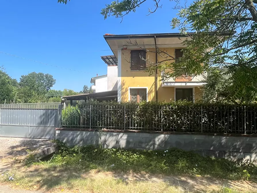Immagine 2 di Casa semindipendente in vendita  a Palaia
