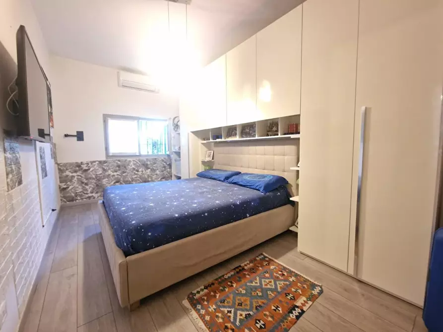 Immagine 21 di Casa indipendente in vendita  a Carrara