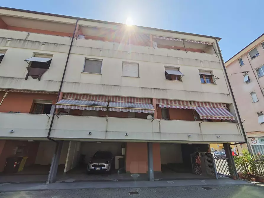 Immagine 2 di Appartamento in vendita  a Chiavari