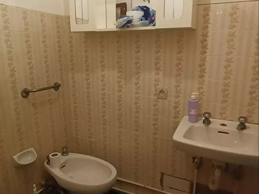 Immagine 11 di Casa colonica in vendita  a Gambassi Terme
