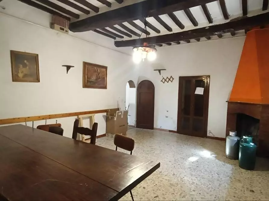 Immagine 19 di Casa colonica in vendita  a Gambassi Terme