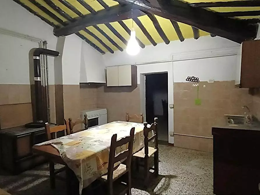 Immagine 9 di Casa colonica in vendita  a Gambassi Terme