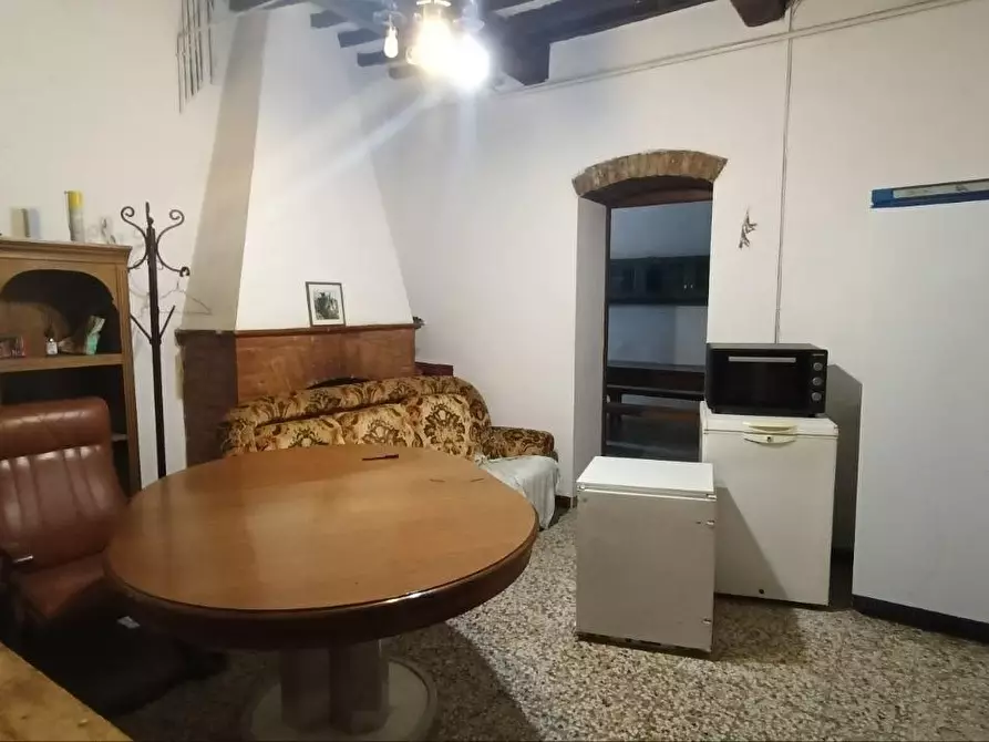 Immagine 21 di Casa colonica in vendita  a Gambassi Terme