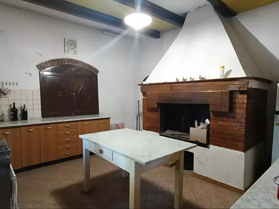 Immagine 18 di Casa colonica in vendita  a Gambassi Terme