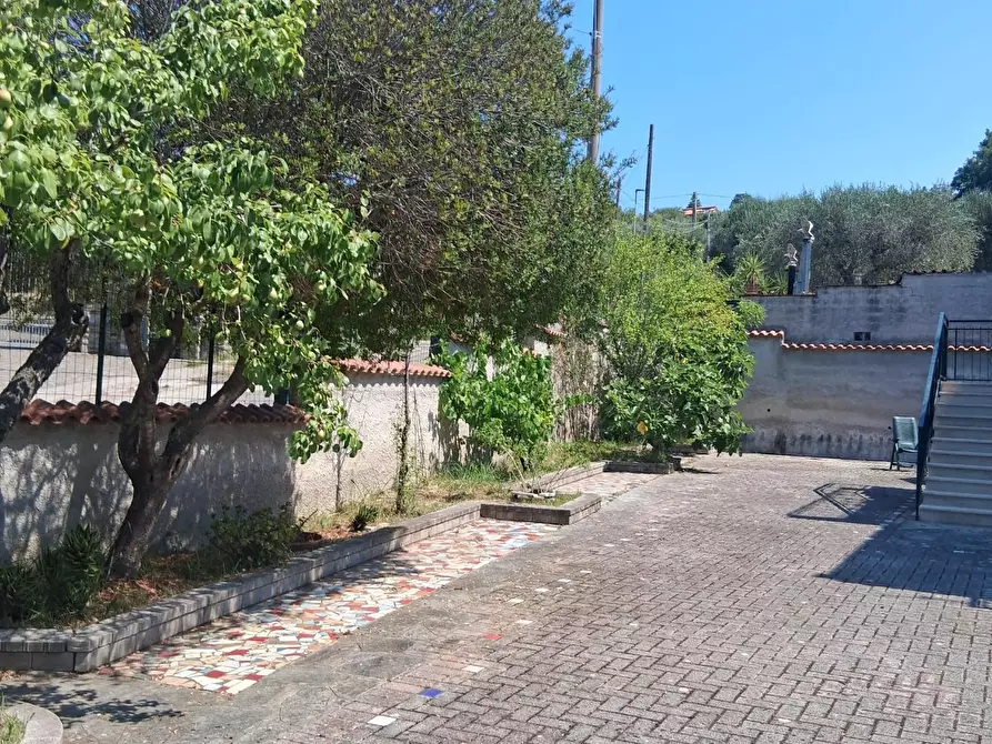 Immagine 13 di Villa in vendita  a Castellabate