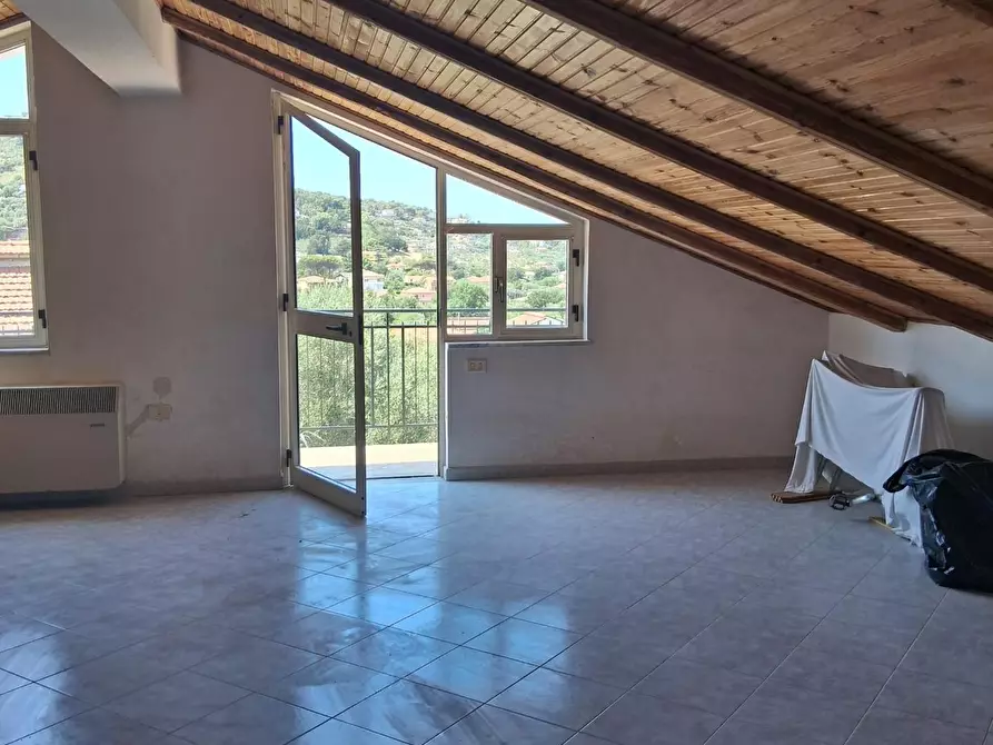 Immagine 58 di Villa in vendita  a Castellabate