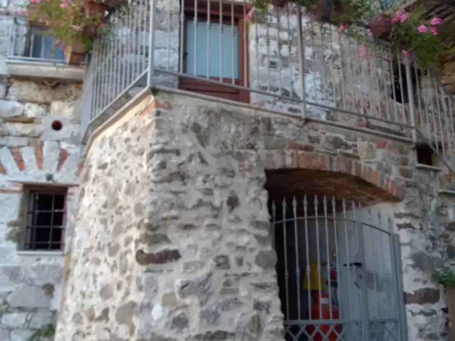 Immagine 4 di Appartamento in vendita  a Caselle In Pittari