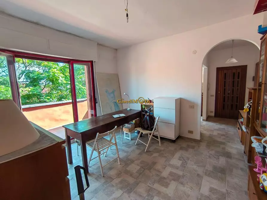 Immagine 11 di Mansarda in vendita  a Livorno