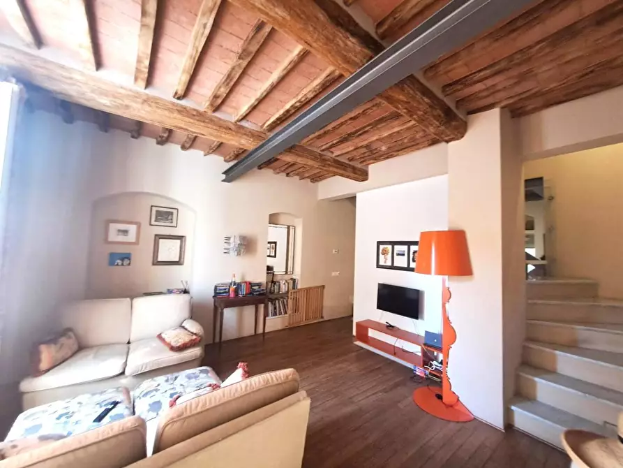 Immagine 1 di Terratetto in affitto  a Carrara
