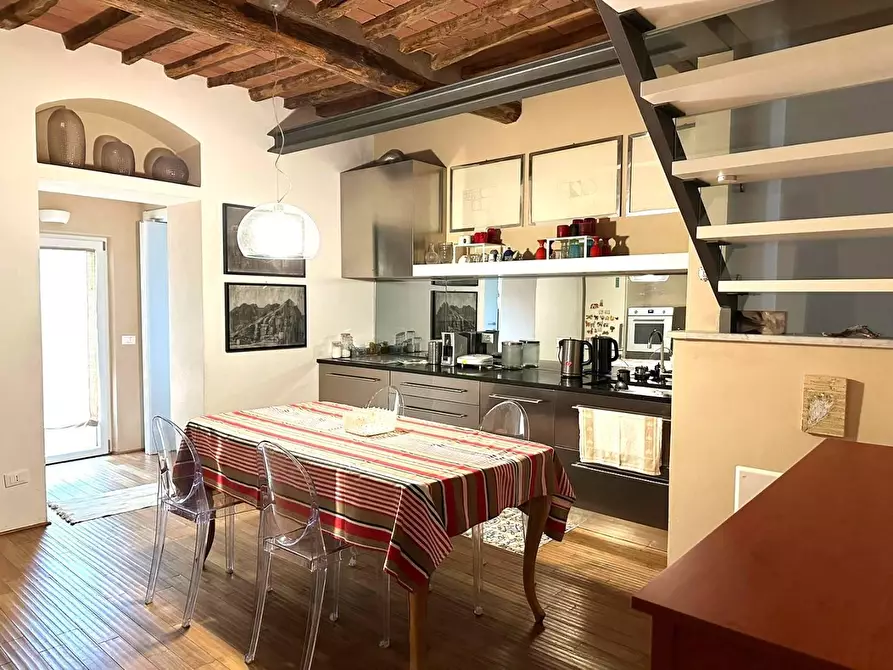 Immagine 4 di Terratetto in affitto  a Carrara