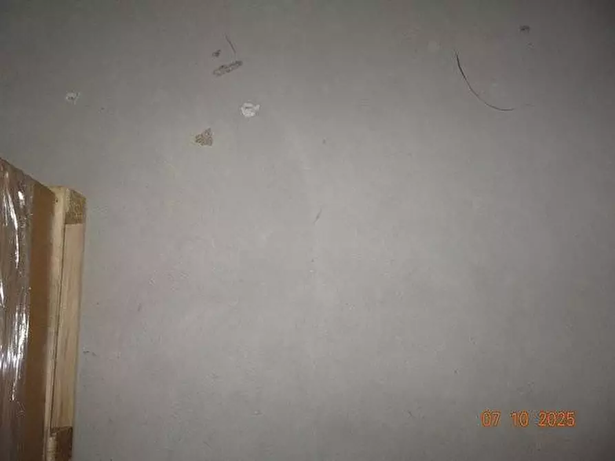 Immagine 2 di Negozio in vendita  a Rivoli