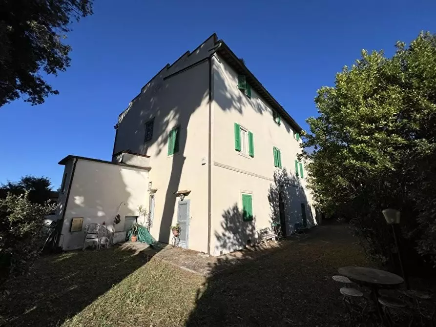 Immagine 6 di Immobile di prestigio in vendita  a Cecina
