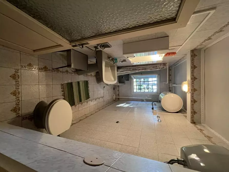 Immagine 32 di Immobile di prestigio in vendita  a Cecina