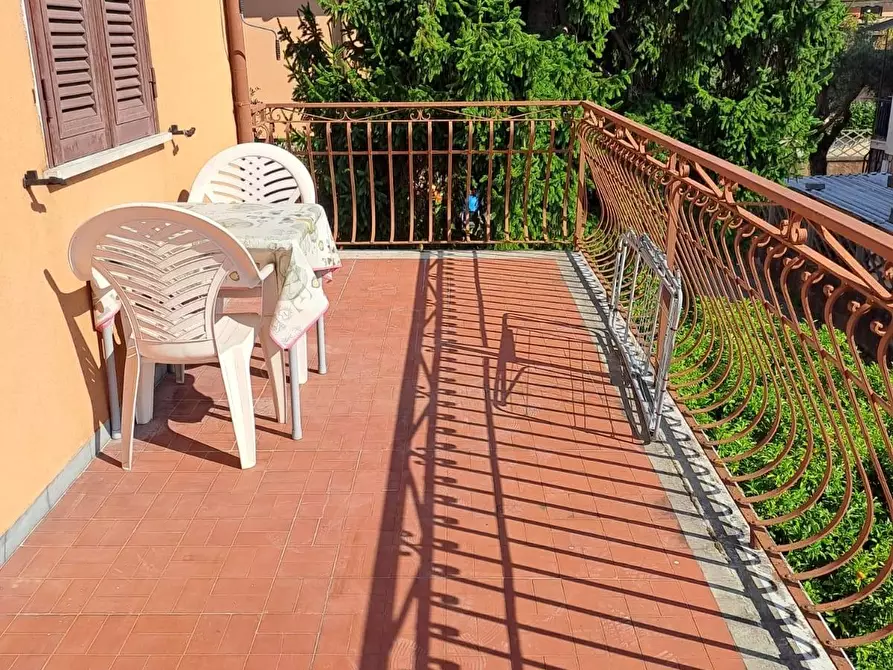 Immagine 1 di Appartamento in affitto  a Massa