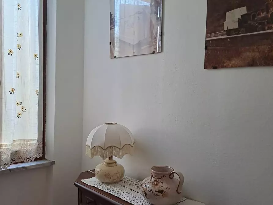 Immagine 17 di Appartamento in affitto  a Massa